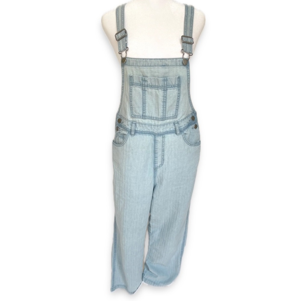 Universal Thread Light Wash Denim Overalls - Picture 2 of 11